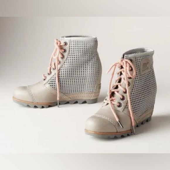 Sorel 1964 Premium Wedge || Rare Perforated Lace Wedge - Picture 2 of 15